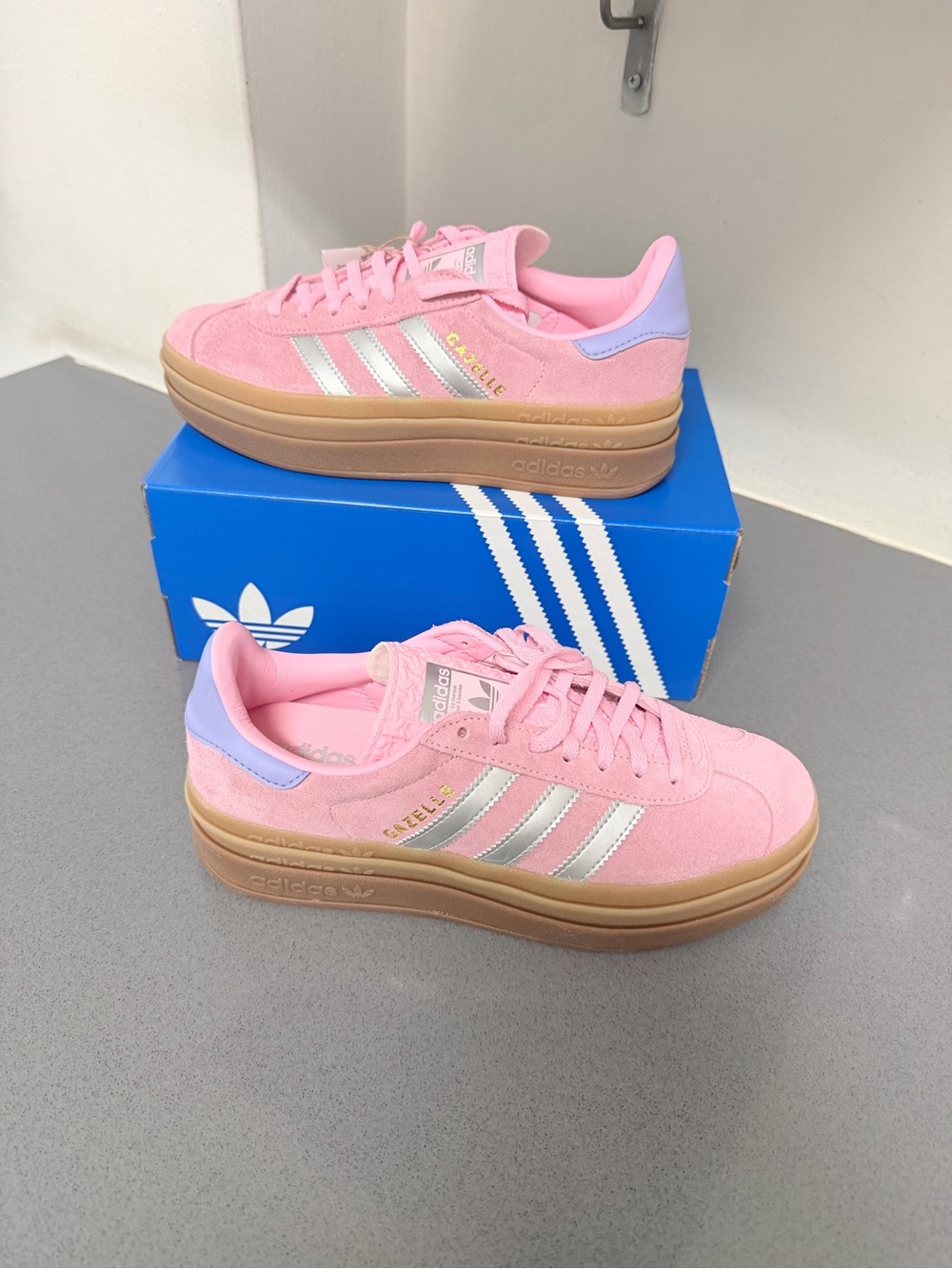 adidas Pink Suede Platform women’s Sneakers Silver Stripes and Gum Sole size 6